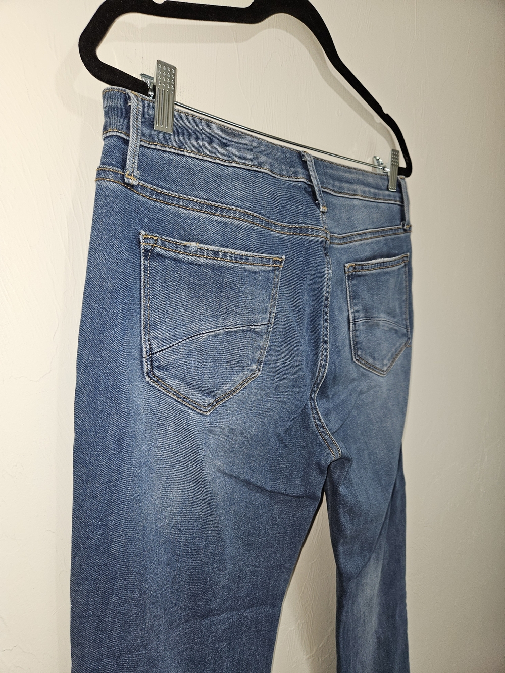 DRIFTWOOD Denim Embroidered Jeans Colette Ankle Cuff Women's Size 31 - Picture 12 of 14